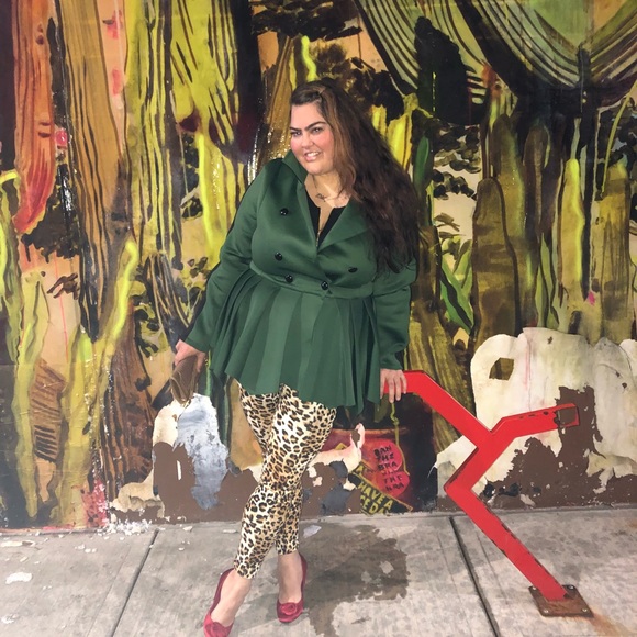 Meet your Posher, Kristy - Picture 1 of 1